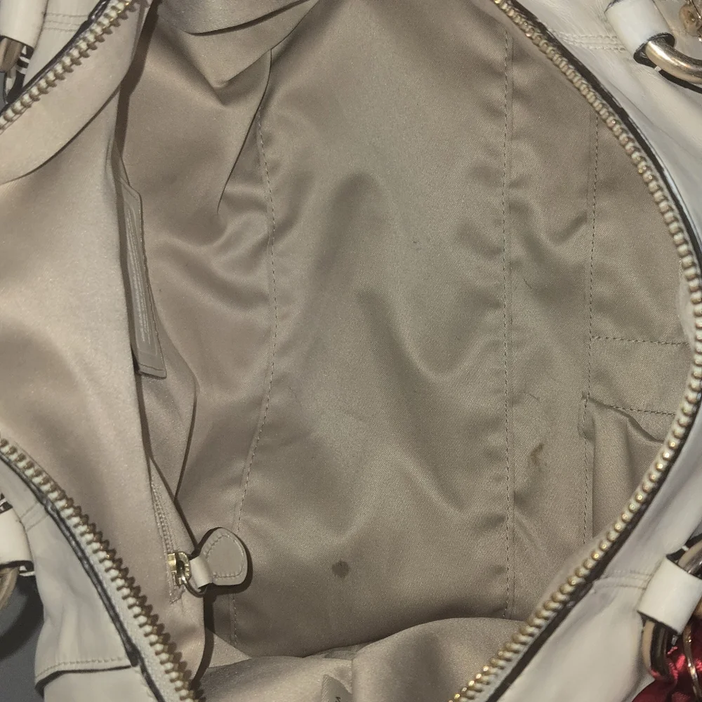 Coach White Leather Purse - Picture 15 of 16